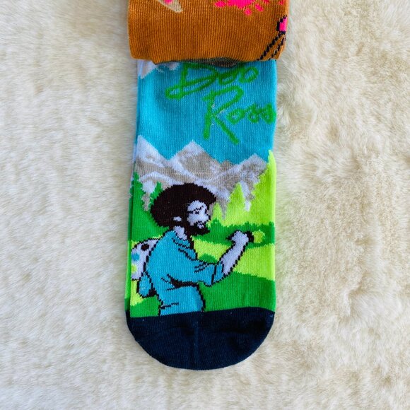 Bob Ross Bundle Mini Art Kit and Adult Low-Cut 2-pairs Socks  New - Picture 5 of 7
